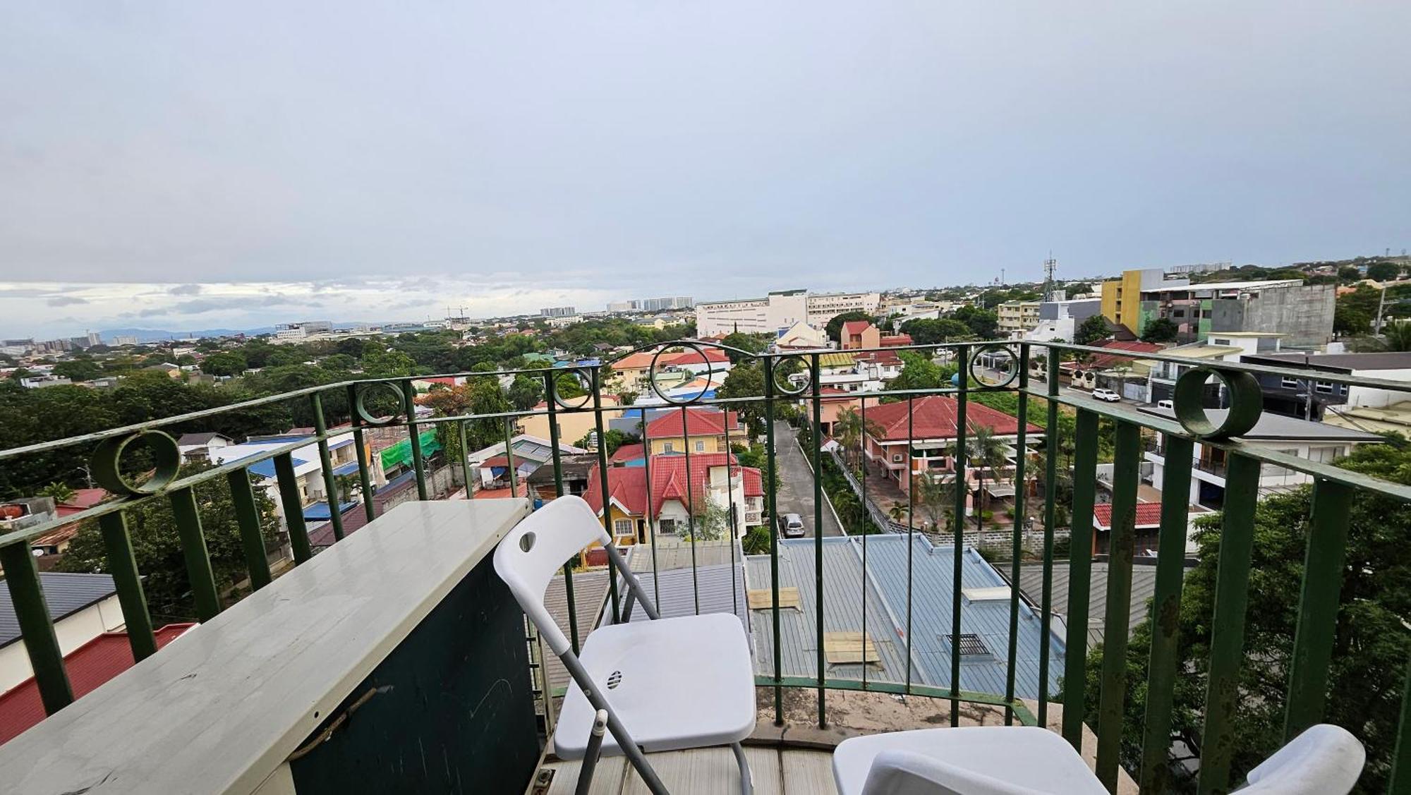 Cozy 2Br Staycation With Balcony Chateau Elysee For 4-6 Pax Paranaque City Exterior foto